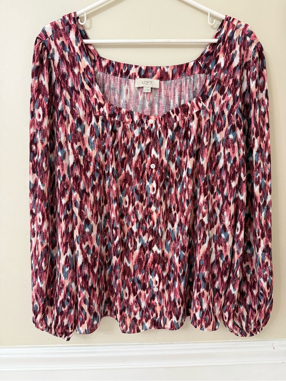 LOFT long sleeve Pink and Blue Patterned Button-Front Blouse size medium